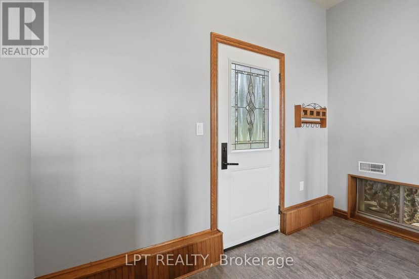 22095 Mc Dougall Line, West Elgin, photo 5