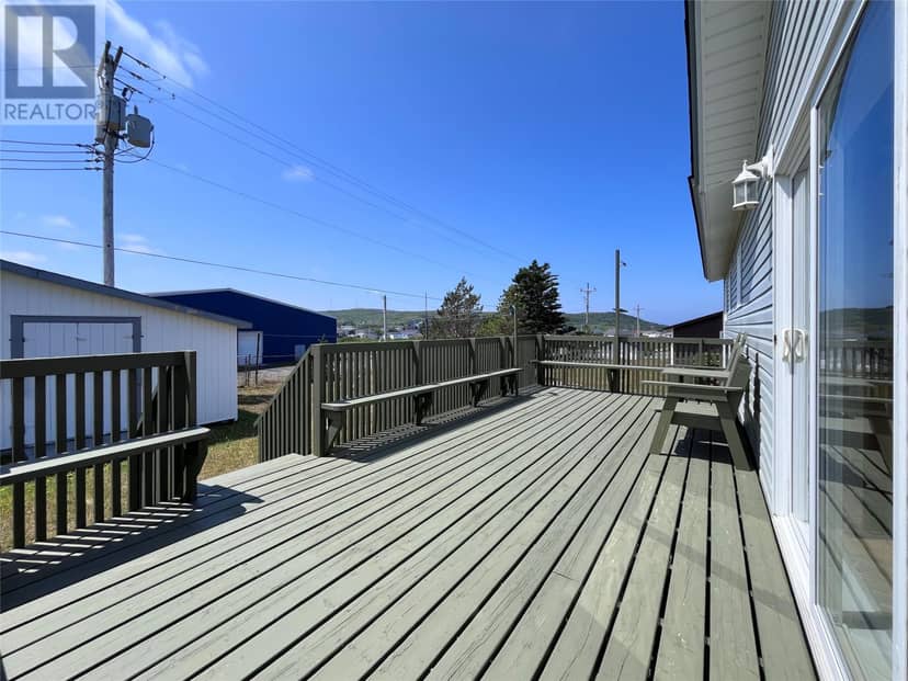 8 Evergreen Avenue — photo 26 of 31