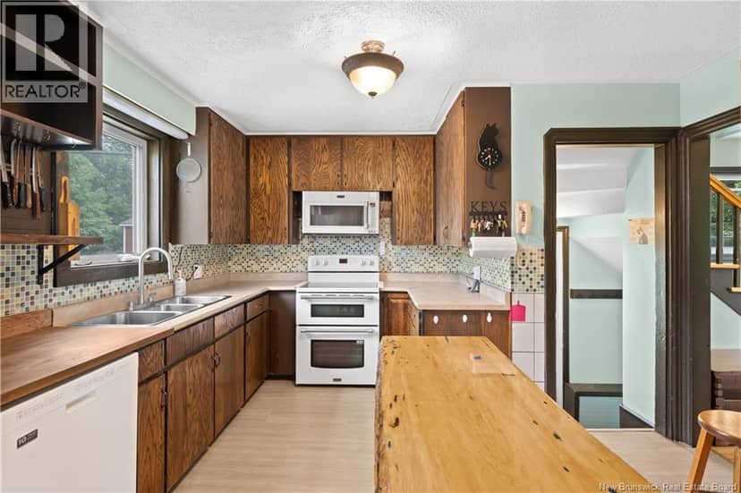 9 Academy Lane, Petitcodiac, photo 7