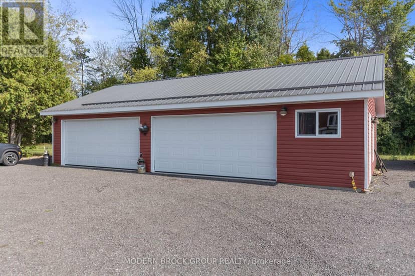 8224 County 15 Road, Augusta, photo 2