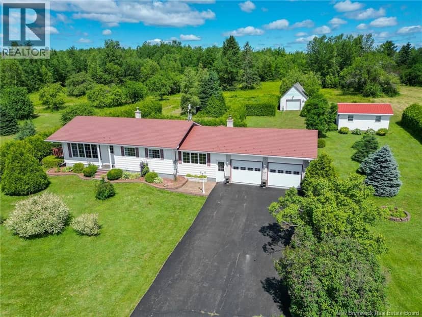 6451 Route 10, Upper Salmon Creek, photo 2