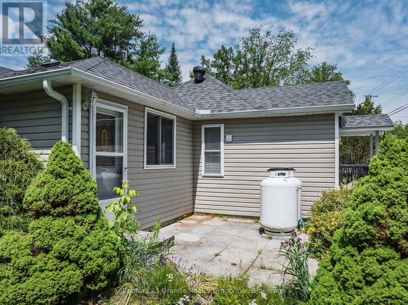 7177 Gelert Road — photo 8 of 40