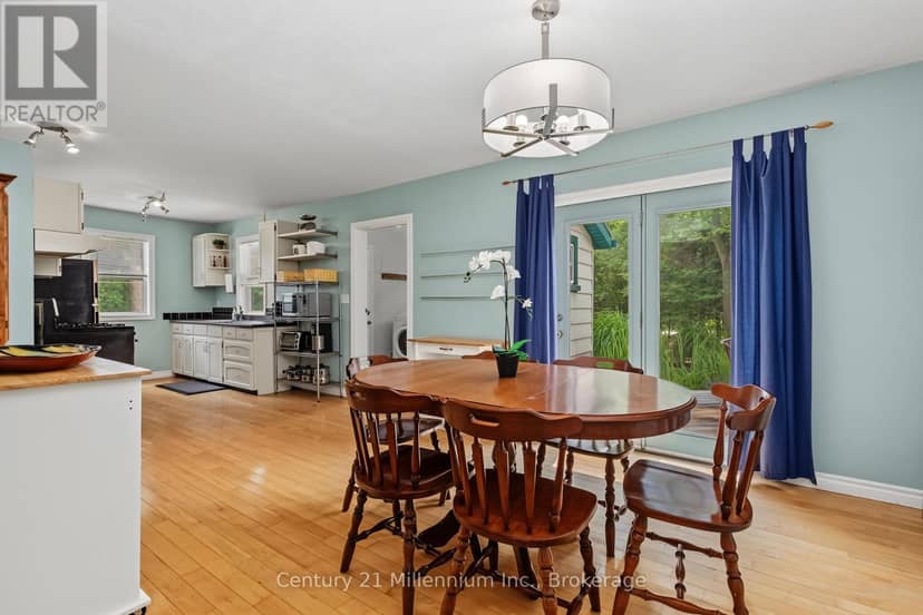 355 Spence Street — photo 14 of 40