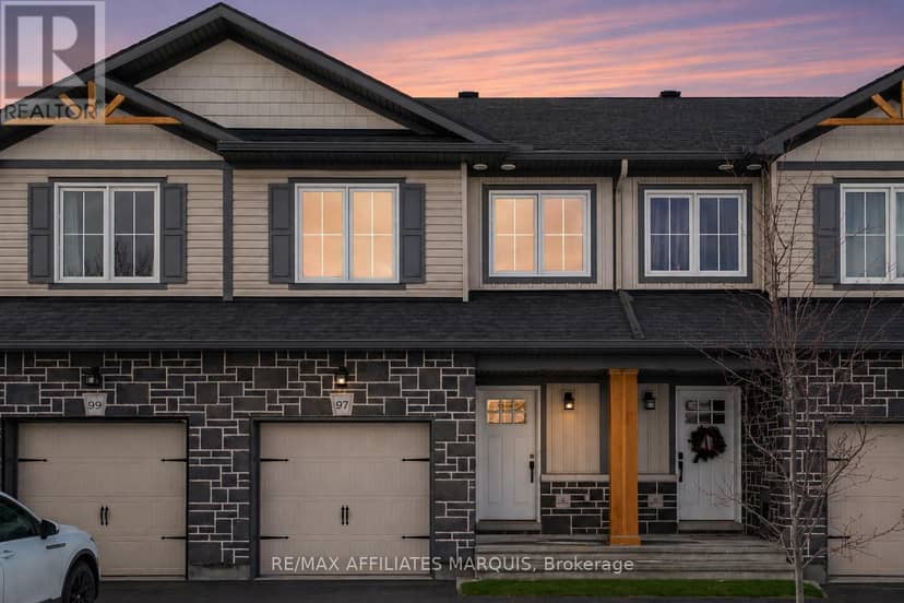 97 Whitcomb Crescent — photo 1 of 22