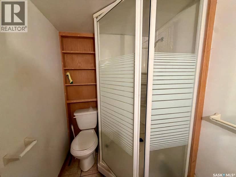 2341 Elphinstone Street — photo 20 of 27