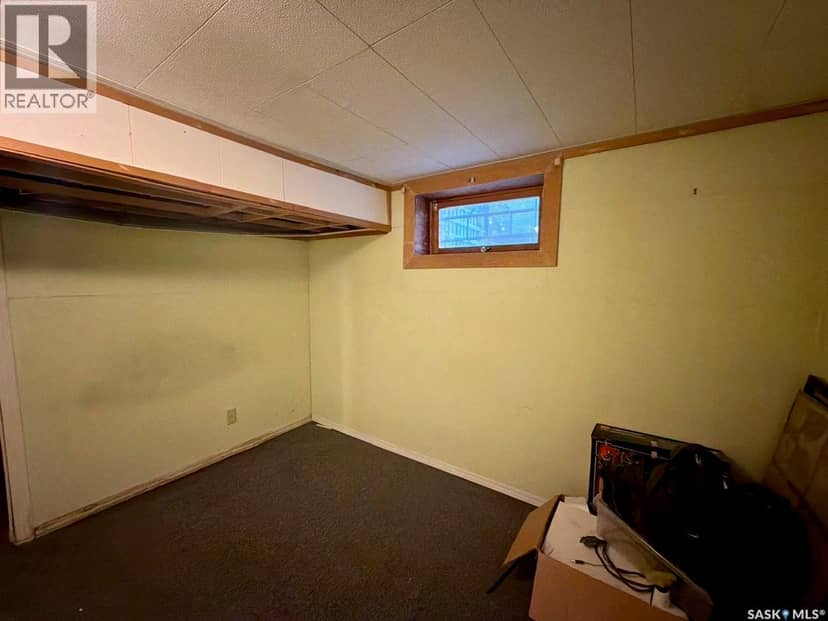 2341 Elphinstone Street — photo 22 of 27