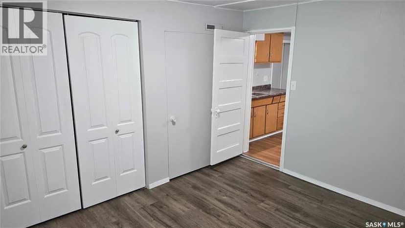 206 Irvine STREET — photo 9 of 16