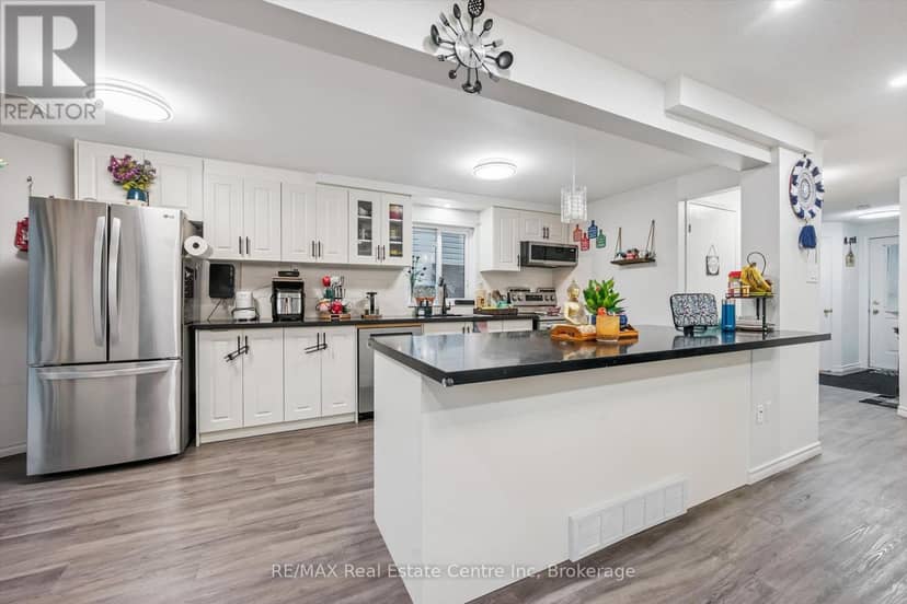 425 Exmoor Street — photo 10 of 38