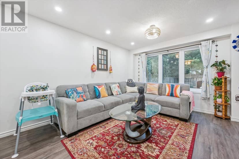 425 Exmoor Street — photo 7 of 38