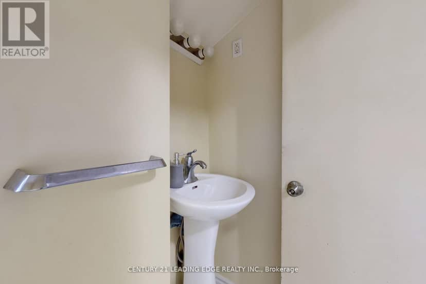 A - 21 Wexford Boulevard — photo 29 of 40