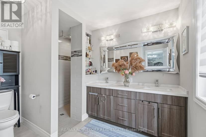 2 Sparrow Crescent — photo 20 of 26