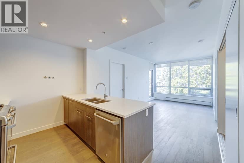 10XX 9060 UNIVERSITY CRESCENT, Burnaby, photo 3