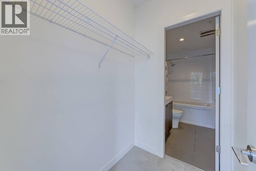 10XX 9060 UNIVERSITY CRESCENT, Burnaby, photo 5