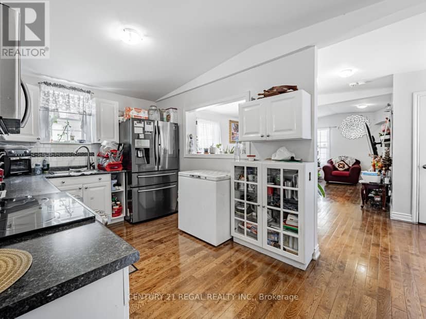 160 Bruce Street — photo 12 of 29