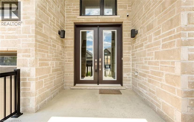 10 MCGOVERN Lane — photo 2 of 40