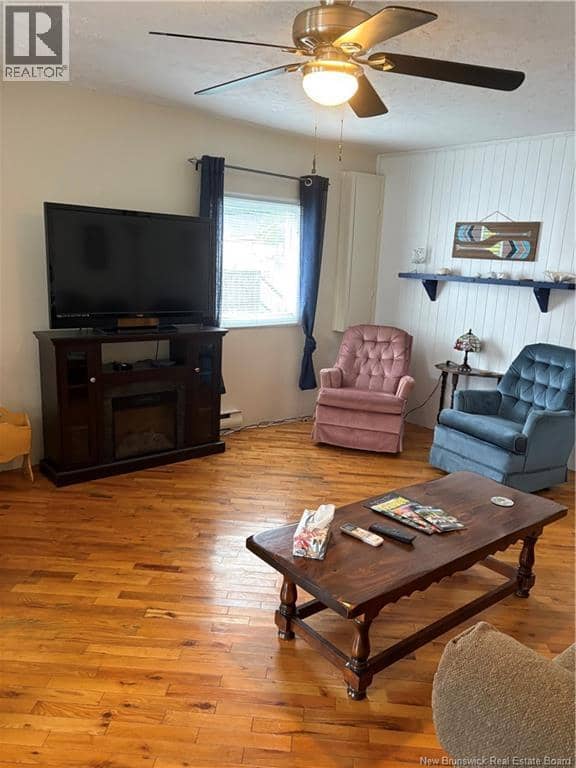 60 First Avenue, Pointe-Du-Chêne, photo 3