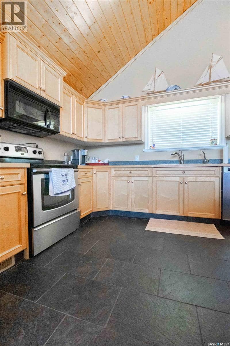 49 Taylor STREET — photo 12 of 40