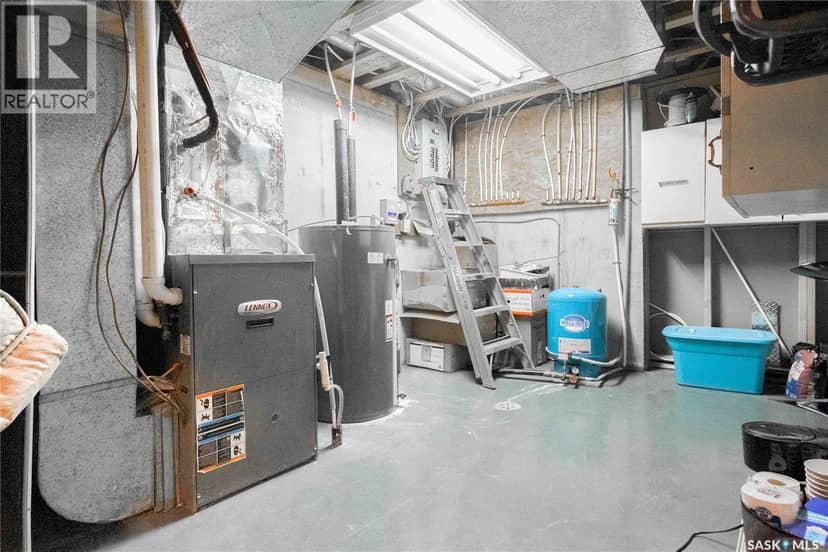 49 Taylor STREET — photo 21 of 40
