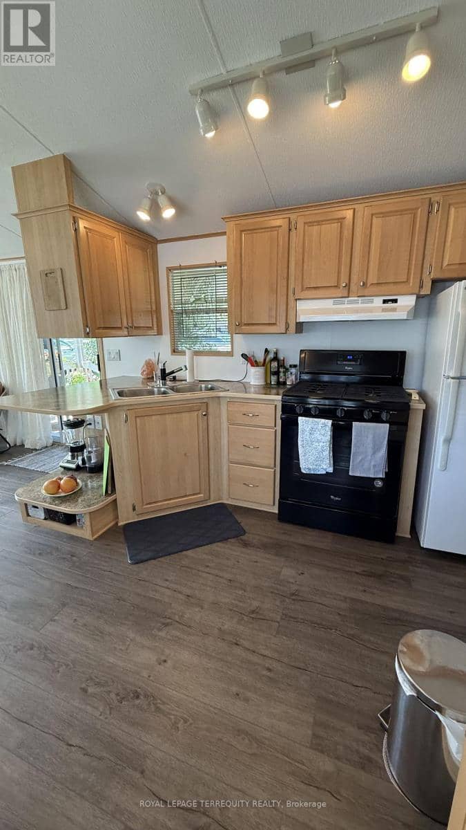 317 Rockview — photo 20 of 37