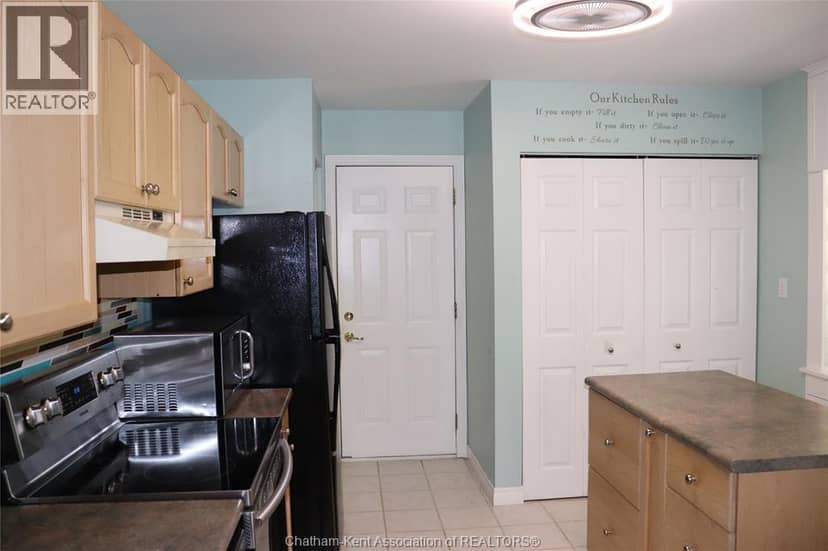 35-A Tiffany STREET, Ridgetown, photo 3