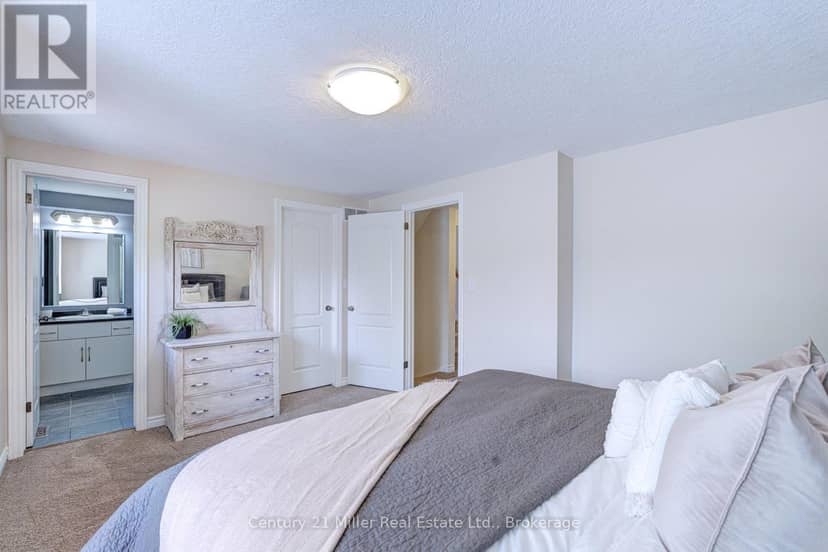282 Carrington Drive — photo 17 of 40
