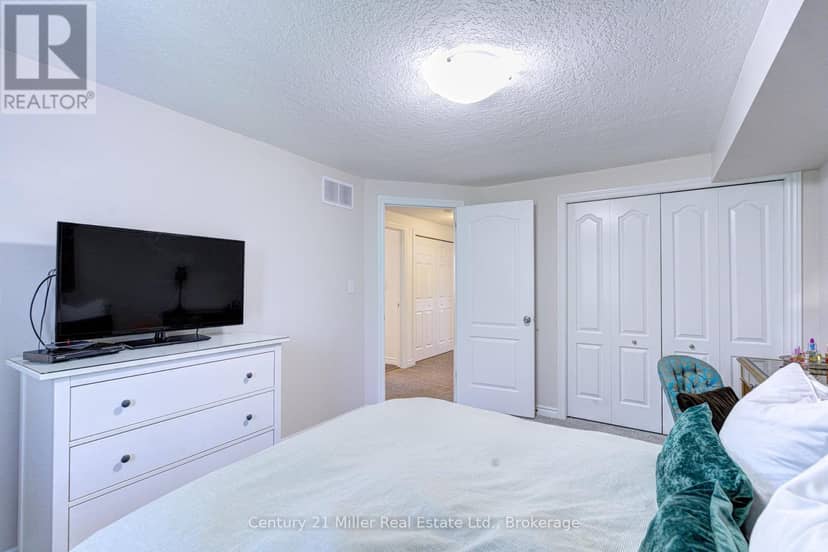 282 Carrington Drive — photo 20 of 40