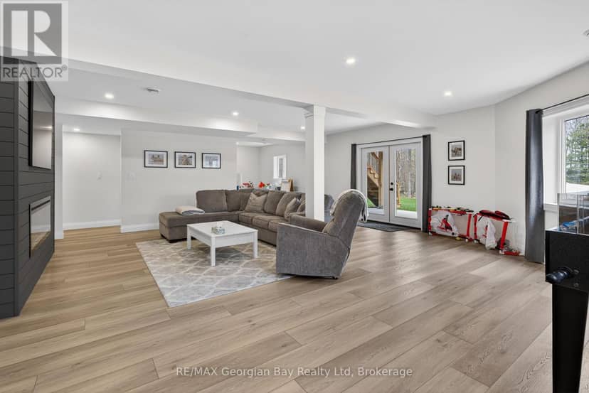 73 Polish Avenue — photo 21 of 40