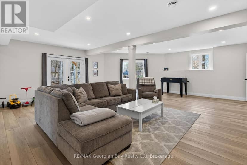 73 Polish Avenue — photo 25 of 40