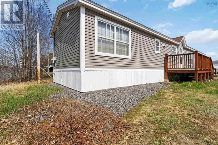 63 Douglas Avenue — photo 29 of 30