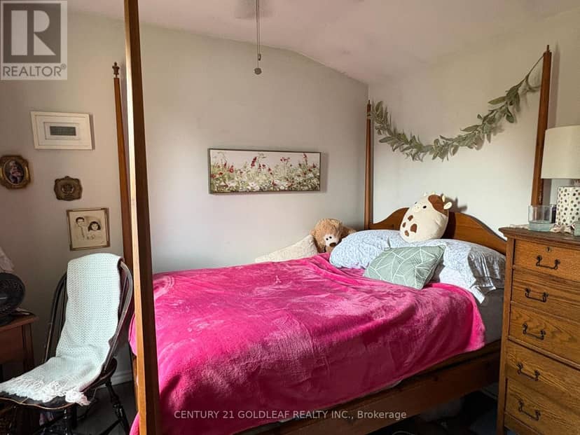 3766 Champlain Street — photo 18 of 21