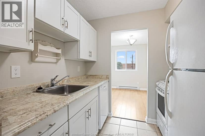 3950 WYANDOTTE STREET East Unit# 306 — photo 19 of 29