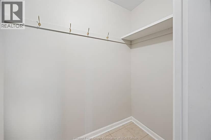 3950 WYANDOTTE STREET East Unit# 306 — photo 20 of 29