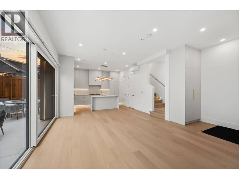 2 3428 MONS DRIVE, Vancouver, photo 4