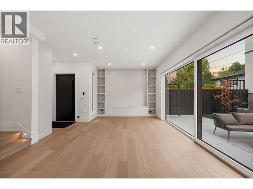 2 3428 MONS DRIVE, Vancouver, photo 2