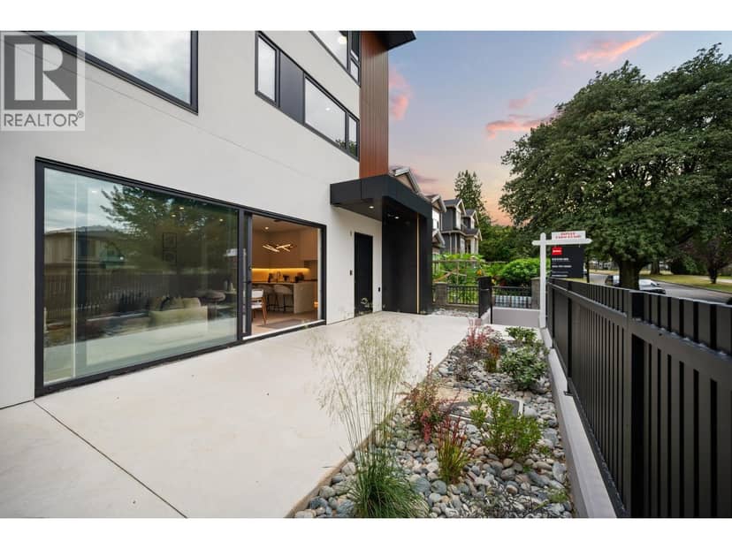 1 3428 MONS DRIVE, Vancouver, photo 2