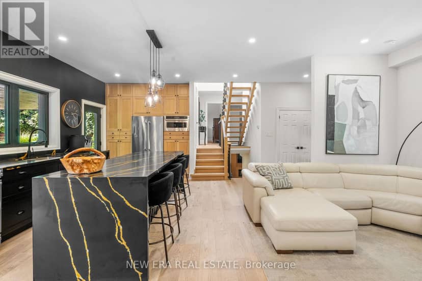 261 Pinetree Way — photo 7 of 40