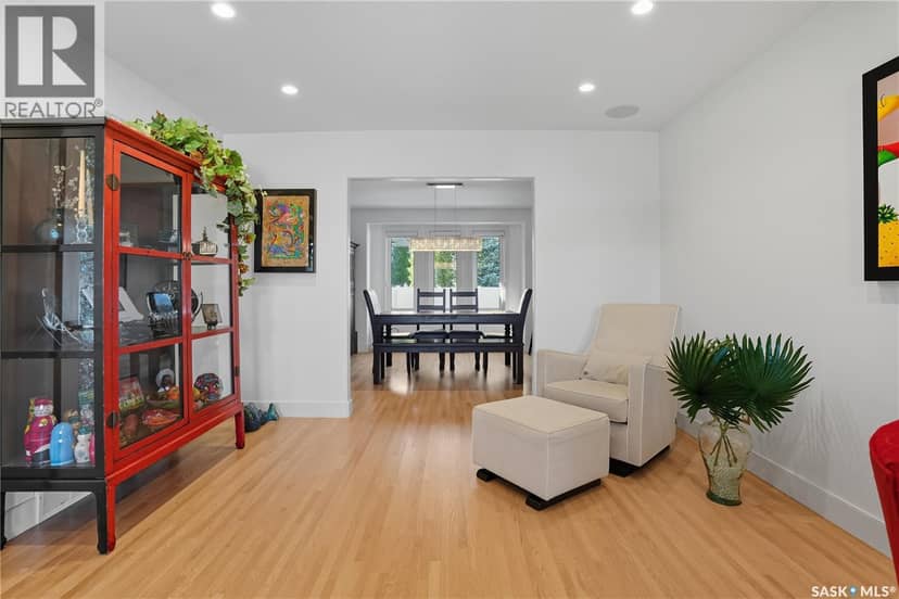 34 Leslie PLACE — photo 15 of 40
