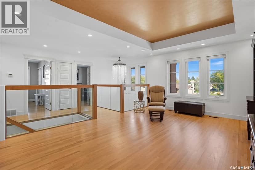34 Leslie PLACE — photo 17 of 40