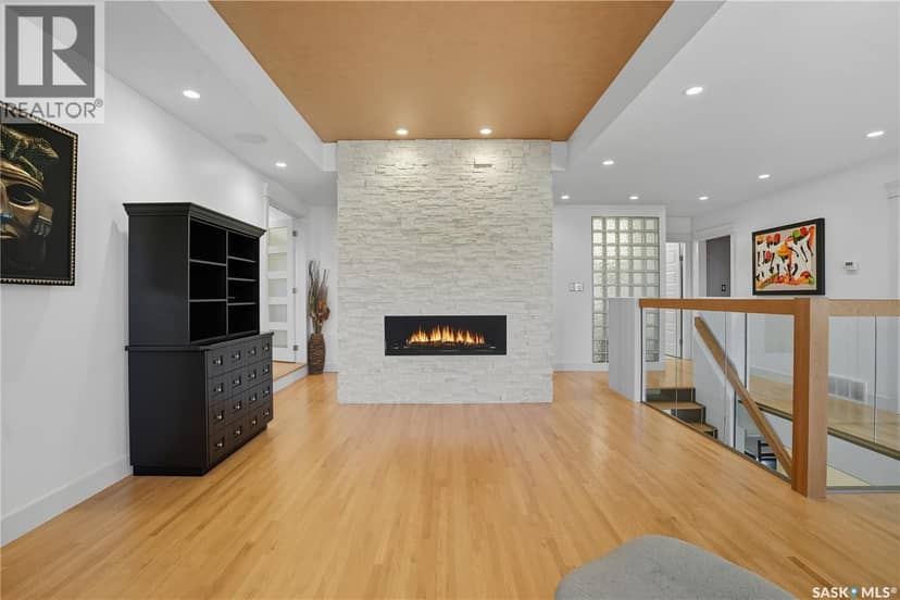 34 Leslie PLACE — photo 19 of 40
