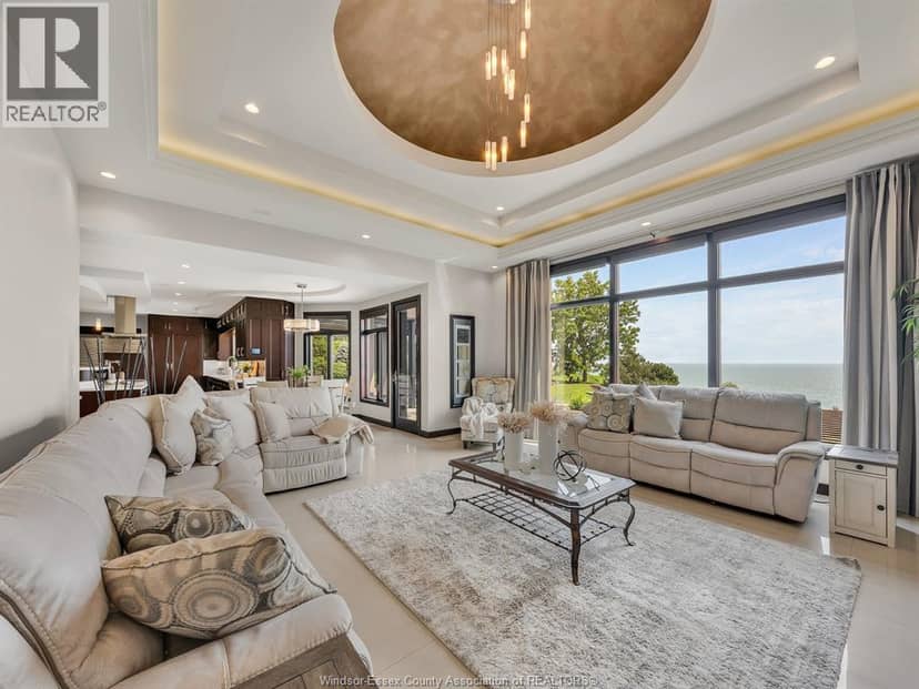 320 Seacliff DRIVE West — photo 25 of 40