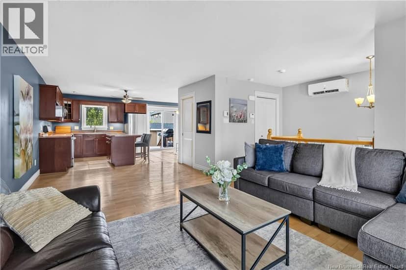 60 Coriander Street — photo 9 of 40