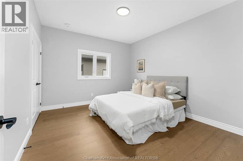 105 Brighton PLACE — photo 14 of 24