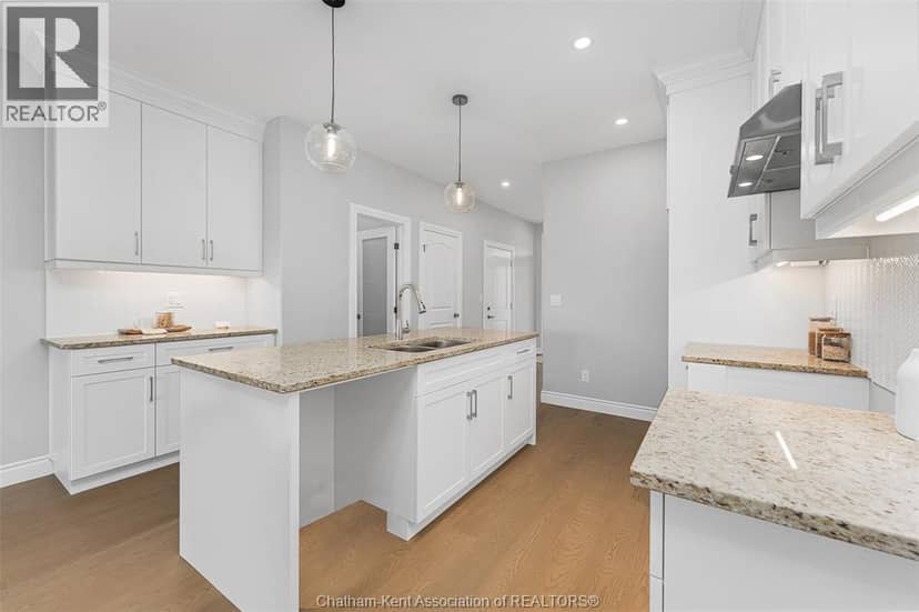 105 Brighton PLACE — photo 18 of 24