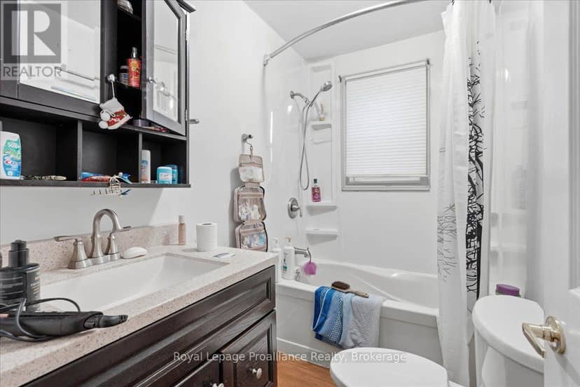 16 Graham Street — photo 21 of 39