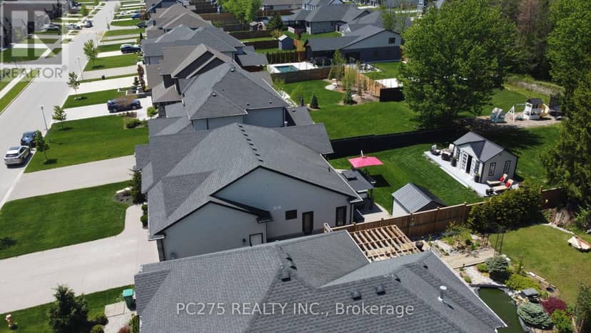 22 Talbot Grove Lane, Southwold, photo 4