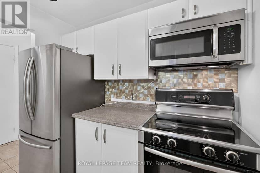 214 - 1099 Cadboro Road — photo 11 of 33