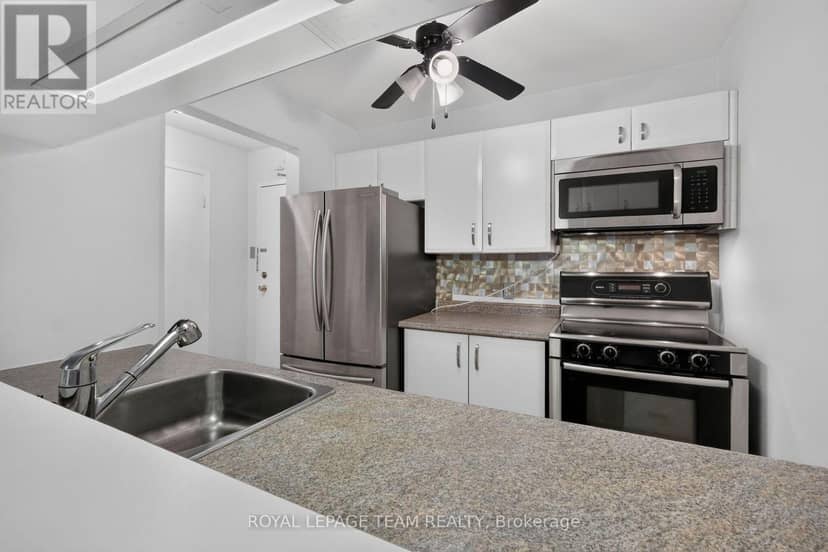 214 - 1099 Cadboro Road — photo 12 of 33