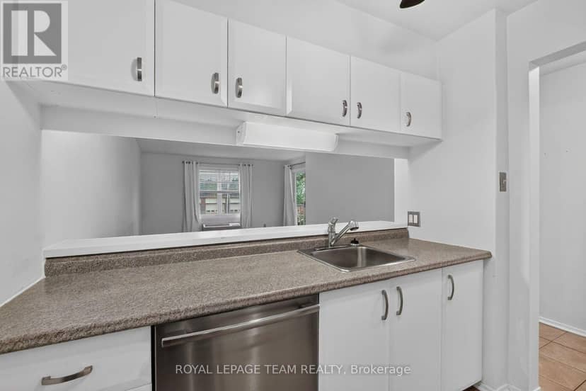 214 - 1099 Cadboro Road — photo 13 of 33