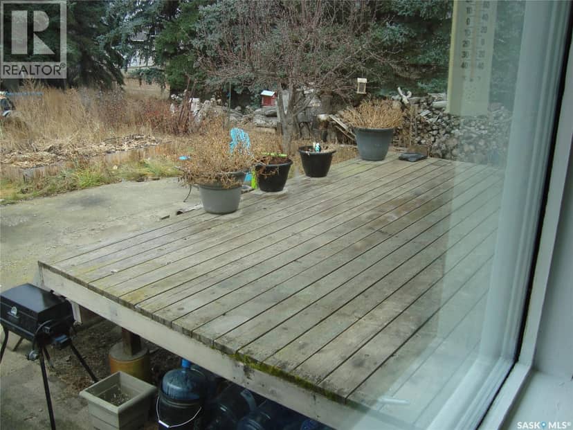105 4th AVENUE W — photo 14 of 36