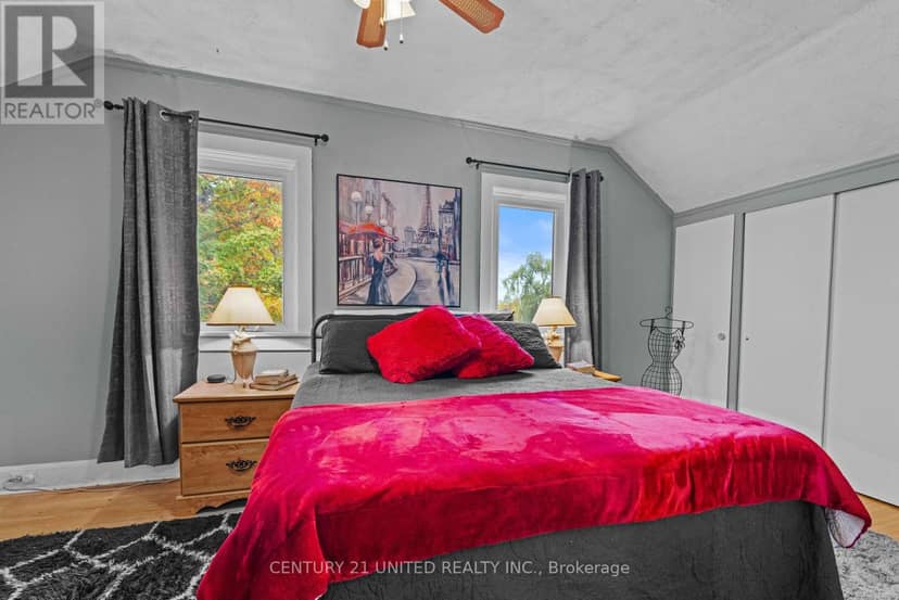4 O'Brien Street — photo 17 of 31